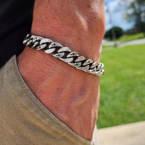 Genesis Bracelet Brushed Silver (10mm)